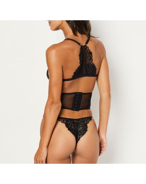 Sensuele zwarte ceincher in de taille