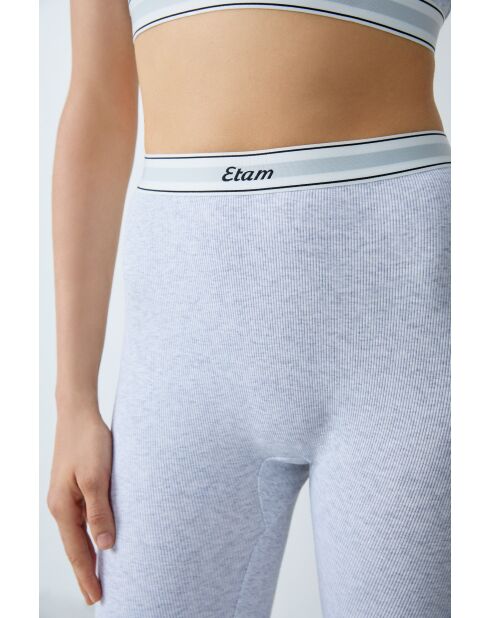 Hellgraue, kuschelige Leggings