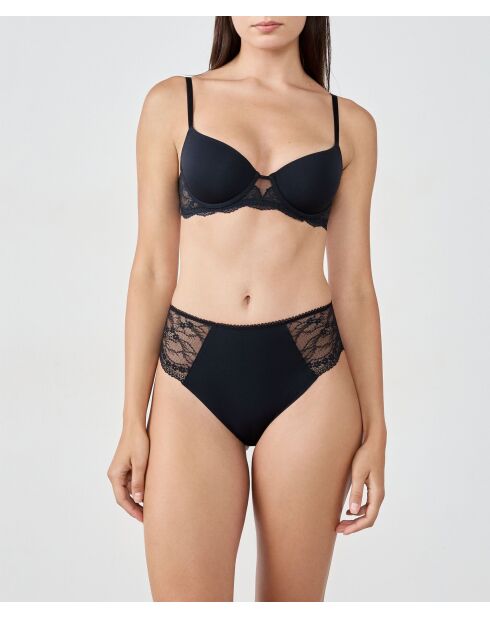 Pure Delicate No. 4 zwarte beha met beugel