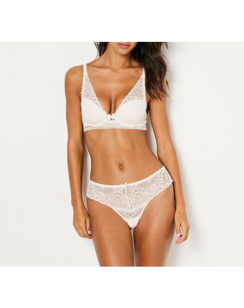 Ecru tanga met schelpje