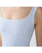 Gemütlicher hellgrauer bequemer Body