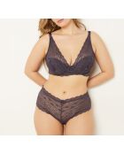 Kunstzinnige beugelbeha nr. 6 met blauwe bessen