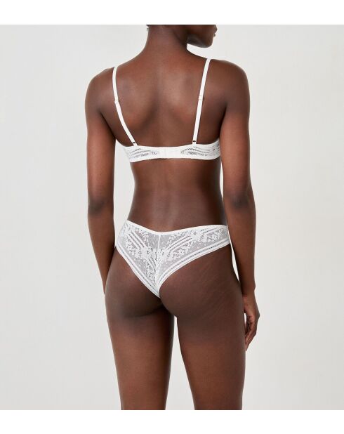 Cremefarbener BH mit Bügel Nr. 9