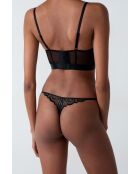 Tanga negra Suspense