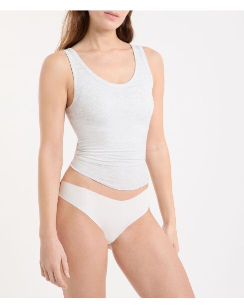 Mutandine bianche invisibili