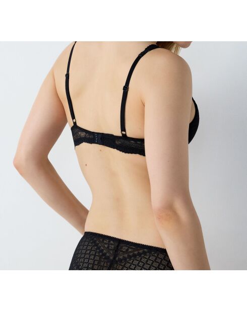 Idole zwarte push-up bh met beugel nr. 3