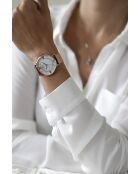 Damenuhr aus roségoldenem Stahl