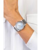 Damenuhr aus silbernem Stahl