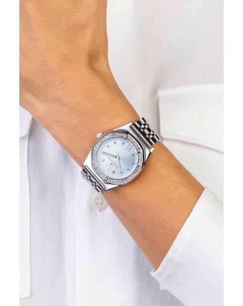 Damenuhr aus silbernem Stahl