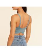 24 uur beugelbeha met groene achtergrond