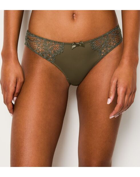 Shorty Success Tannengrün