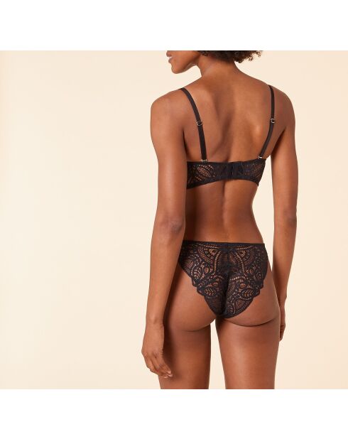 Zwarte bh met beugel Enigme