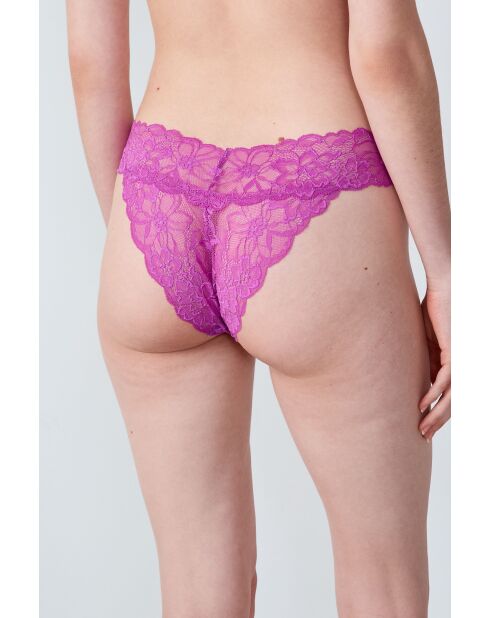 Süßer Cassis-Tanga