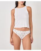 String met witte klaver