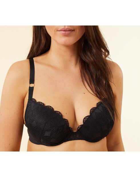 Himmelschwarzer Bügel-BH Nr. 5