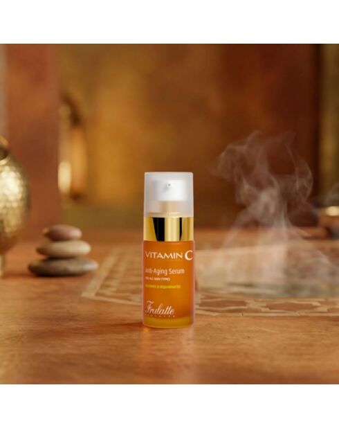 Essentieel gezichtstrio — vitamine C en verstevigende behandeling + verstevigende gezichtsroller + vitamine C hydraterende dagcrème + vitamine C anti-aging gezichtsserum