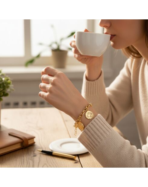 Pulsera dorada CAESARO