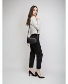 Euthalia schwarze synthetische Schultertasche Schwarz - 24x14x9 cm