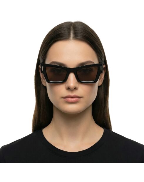 Lunettes de soleil rectangulaires œil de chat noires