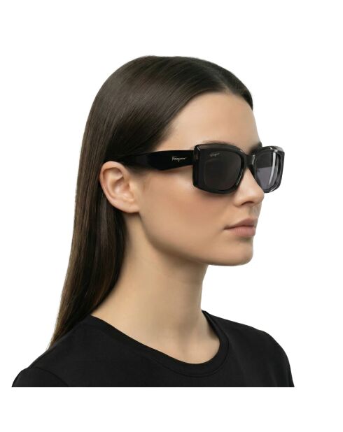 Lunettes de soleil rectangulaires noires