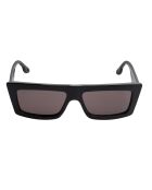 gafas de sol rectangulares negras