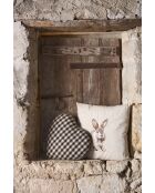 Cojín campestre negro en forma de corazón - 40x35 cm