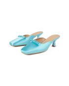 Mules Sophie de satén azul