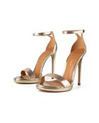 Sandali in pelle lucida dorata