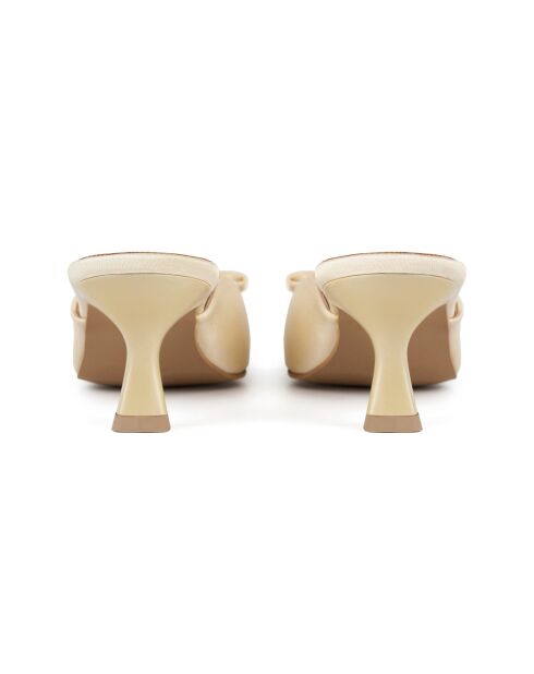 Mules de satén Sophie blanquecinos