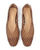 Bailarín de piel marrón Gotta Tell You