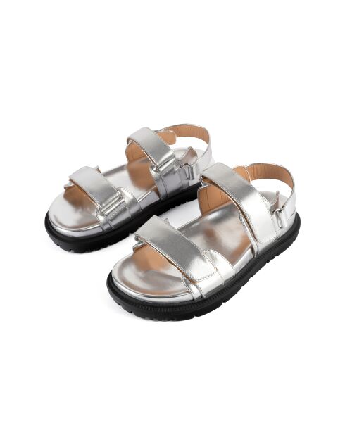 Zilverkleurige leren sandalen van Summertime Friends
