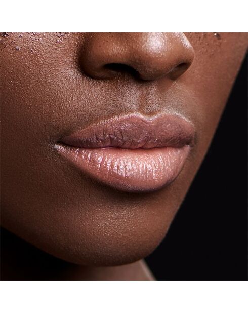 Rouge à lèvres satiné Absolute naked