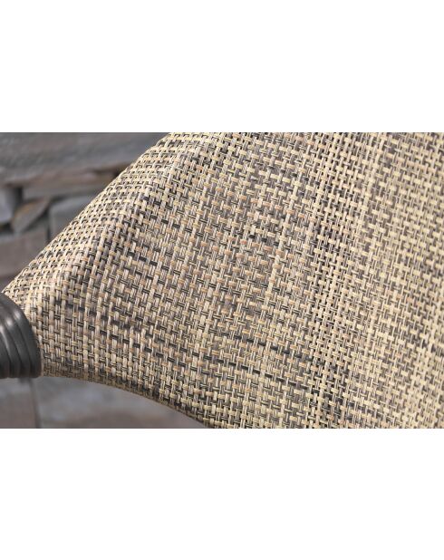 USHUAIA Stapelbarer Gartensessel aus beigem Textilene und braunem Aluminium - 103x62x100cm