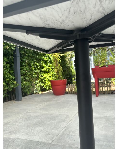 BISTRO quadratischer Gartentisch mit schwarz-weißem Marmoreffekt - 70x70x74 cm