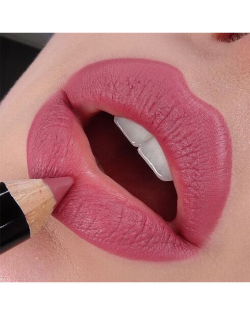 Rouge à lèvres crayon Maximatte intimacy