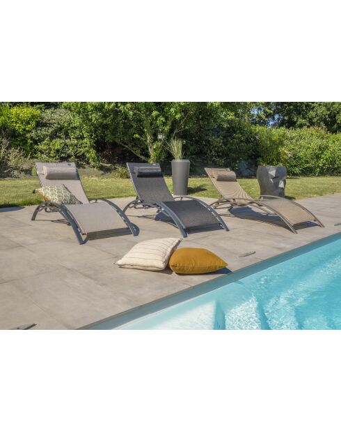 2 bains de soleil CL76 noirs - 170x67x30 cm