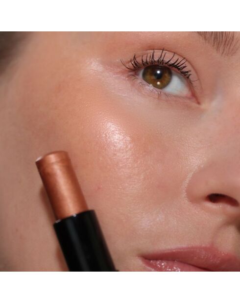 Lápiz iluminador Nude Glow Luminizer