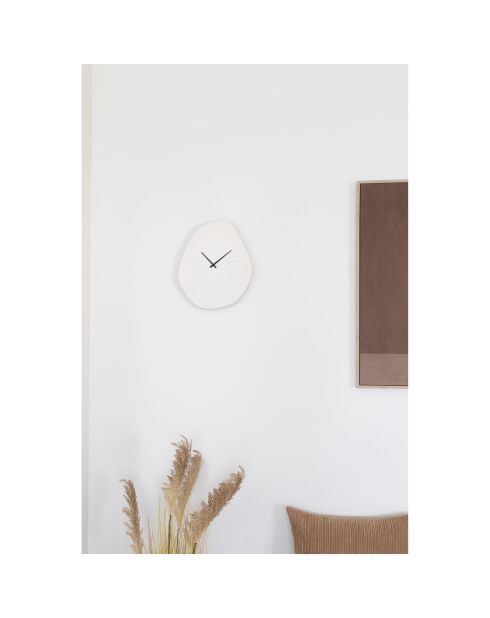 Reloj de pared Vienna en movimiento silencioso de cemento blanquecino - 35x28x33 cm