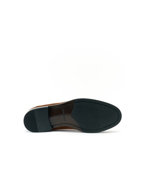 Mocasines Gildas de piel marrón con borlas