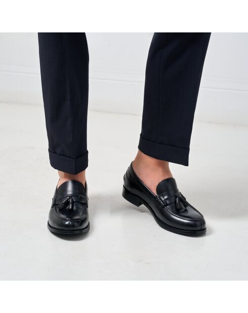 Schwarze Naël Loafer aus Leder mit Quasten