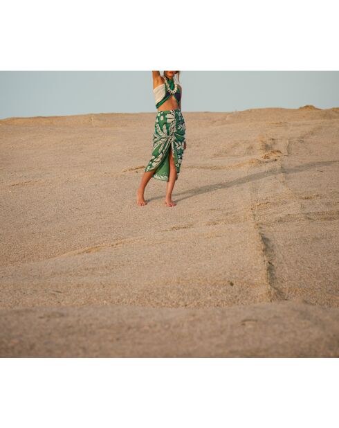 Aquagrüner Rock mit tropischem Aufdruck