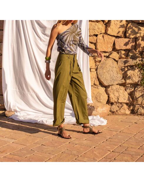 Top Gaelle con estampado floral en color maravoile Dill, morado, azul empolvado