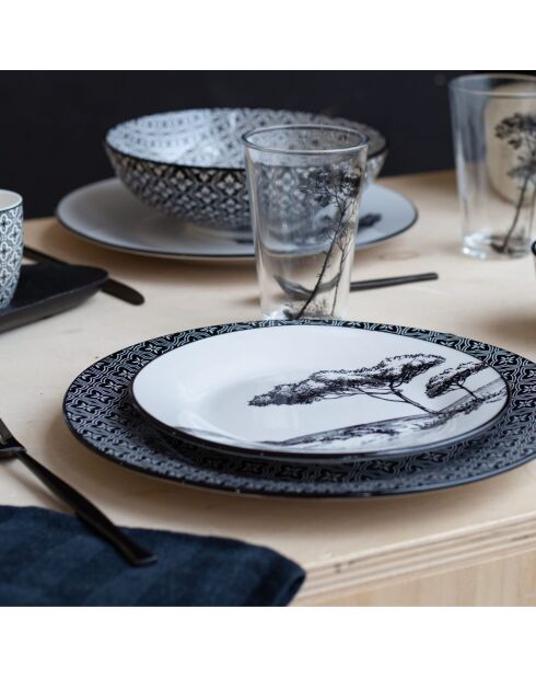 Set mit 6 kleinen schwarzen Porzellantellern Villa les Pins - D.20,5 cm