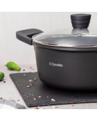 Set van 3 zwarte stoofschotels en 1 braadpan