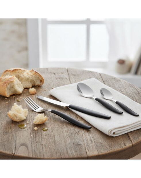 Lot de 16 pièces de couverts San Ignacio noirs