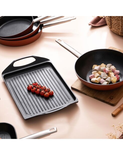 MasterPro schwarze Induktionsgrillplatte - D. 34x26 cm