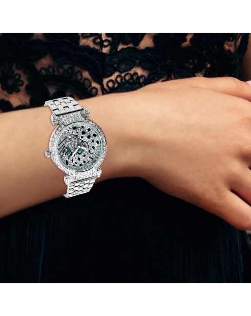 Montre élégante argentée