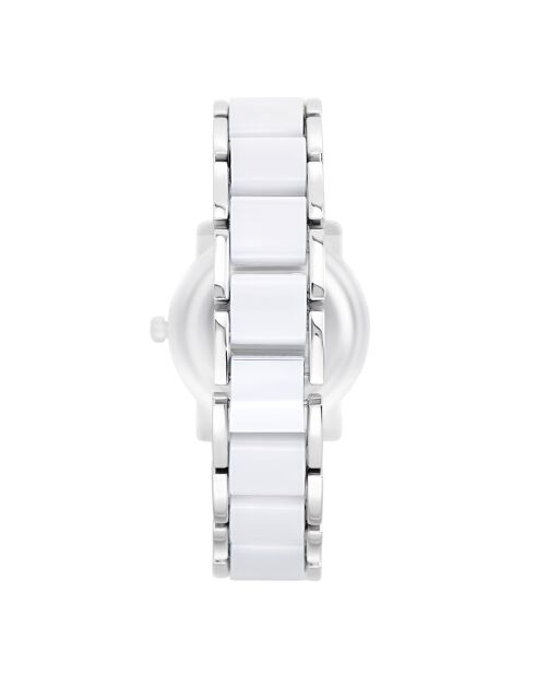 Elegante reloj decorado con un diamante blanco auténtico