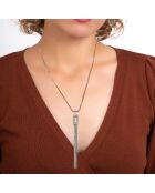 Collar decorado con brillantes cristales de plata