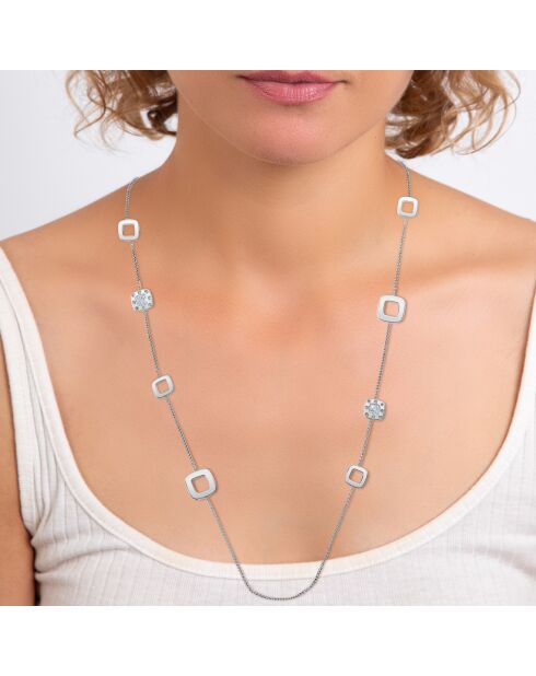 Collar decorado con brillantes cristales de plata